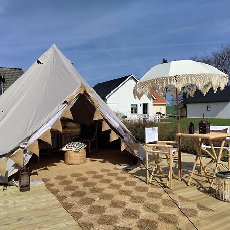 Luxury Tent With Restroom And Shower, Close To The Beach 斯塔德 外观 照片