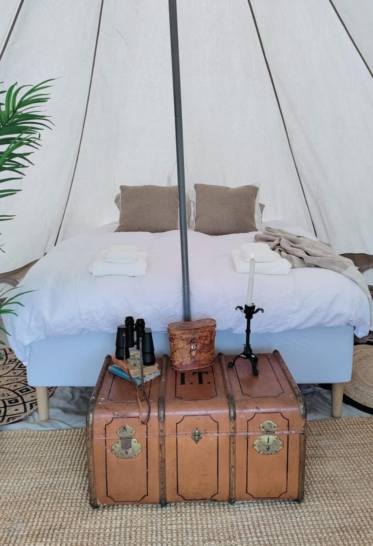 Luxury Tent With Restroom And Shower, Close To The Beach 斯塔德 外观 照片