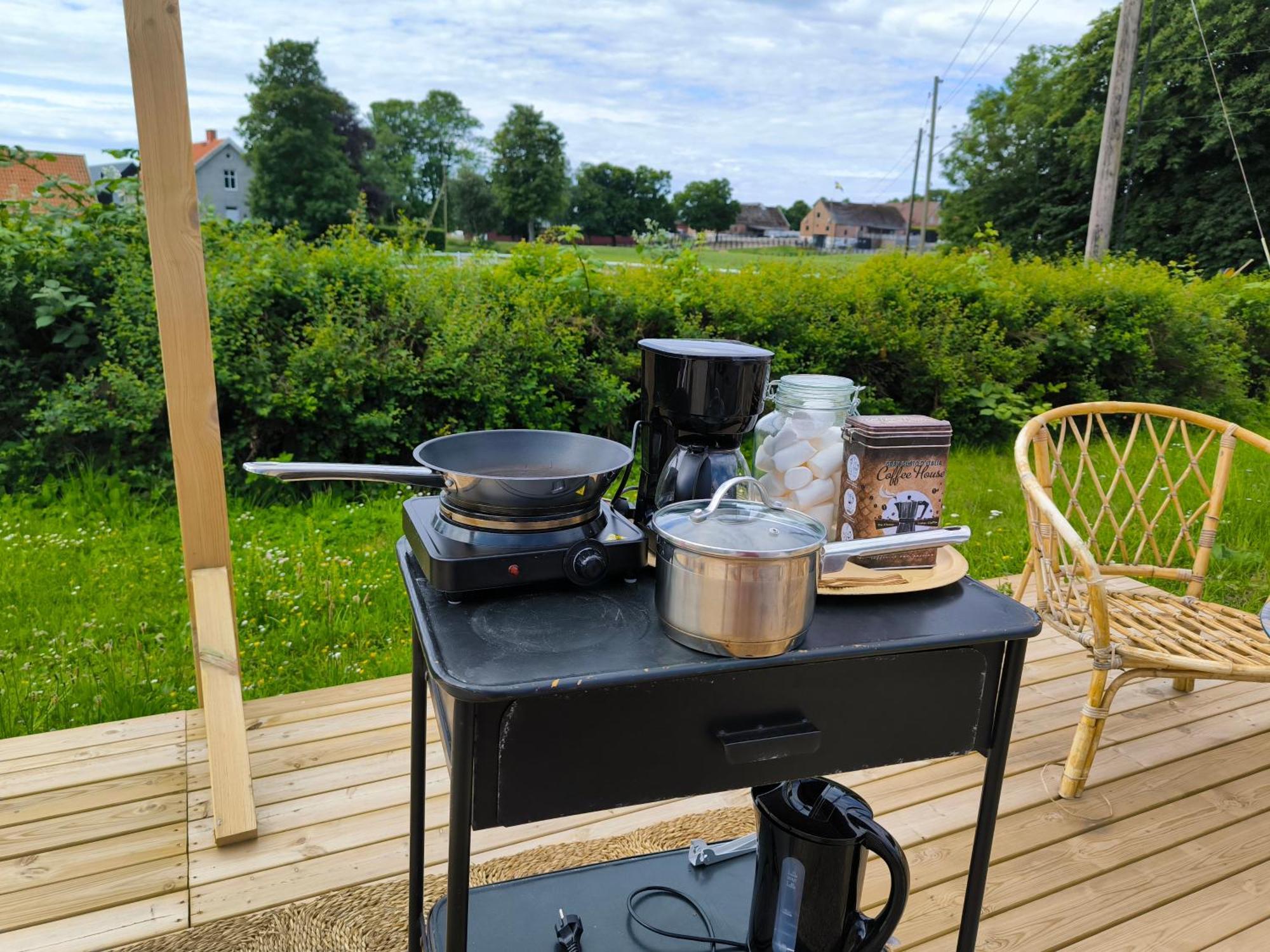 Luxury Tent With Restroom And Shower, Close To The Beach 斯塔德 外观 照片